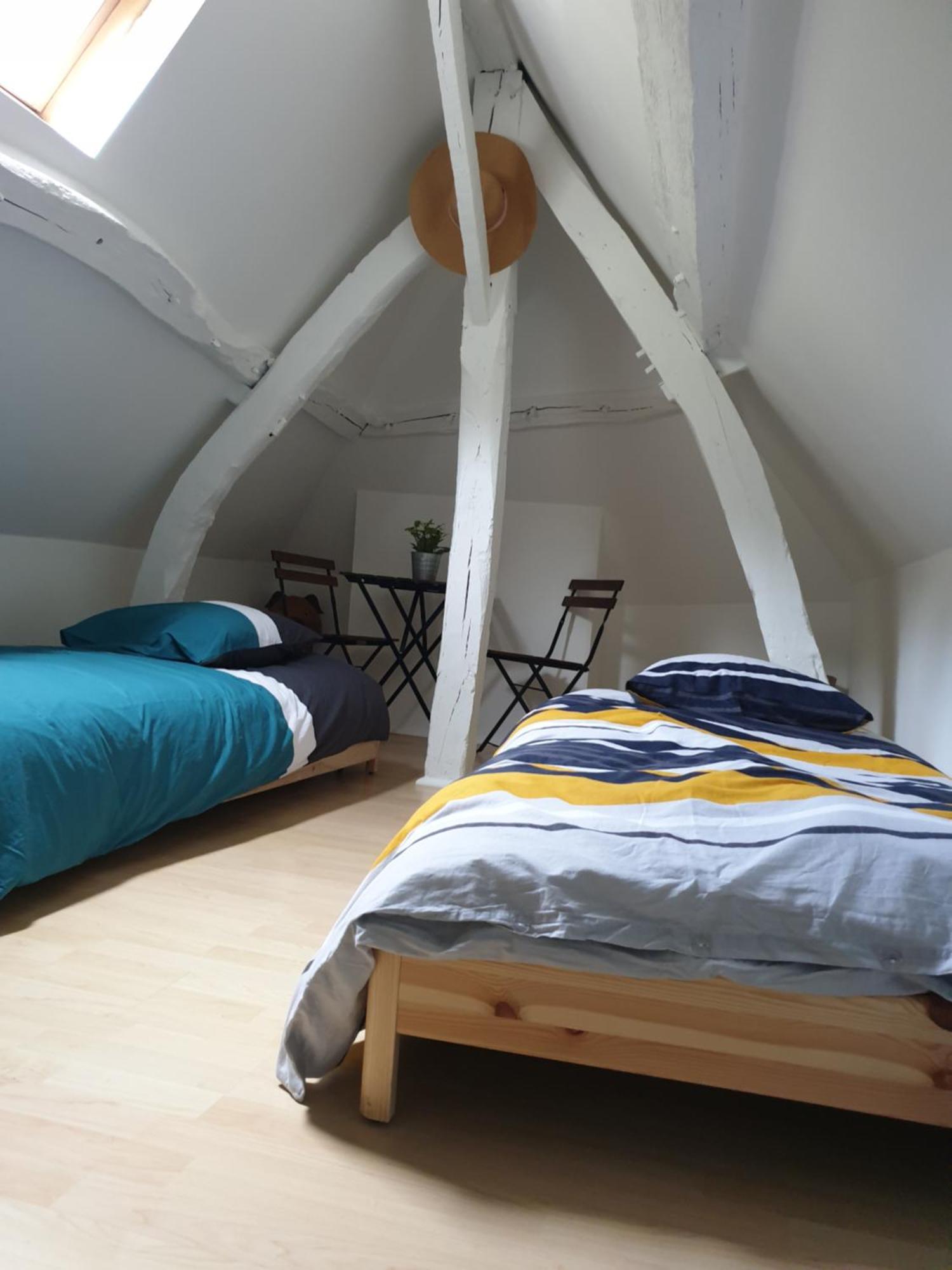 Chambre Privee Dans Petite Maison Typique 몽티빌리에 외부 사진